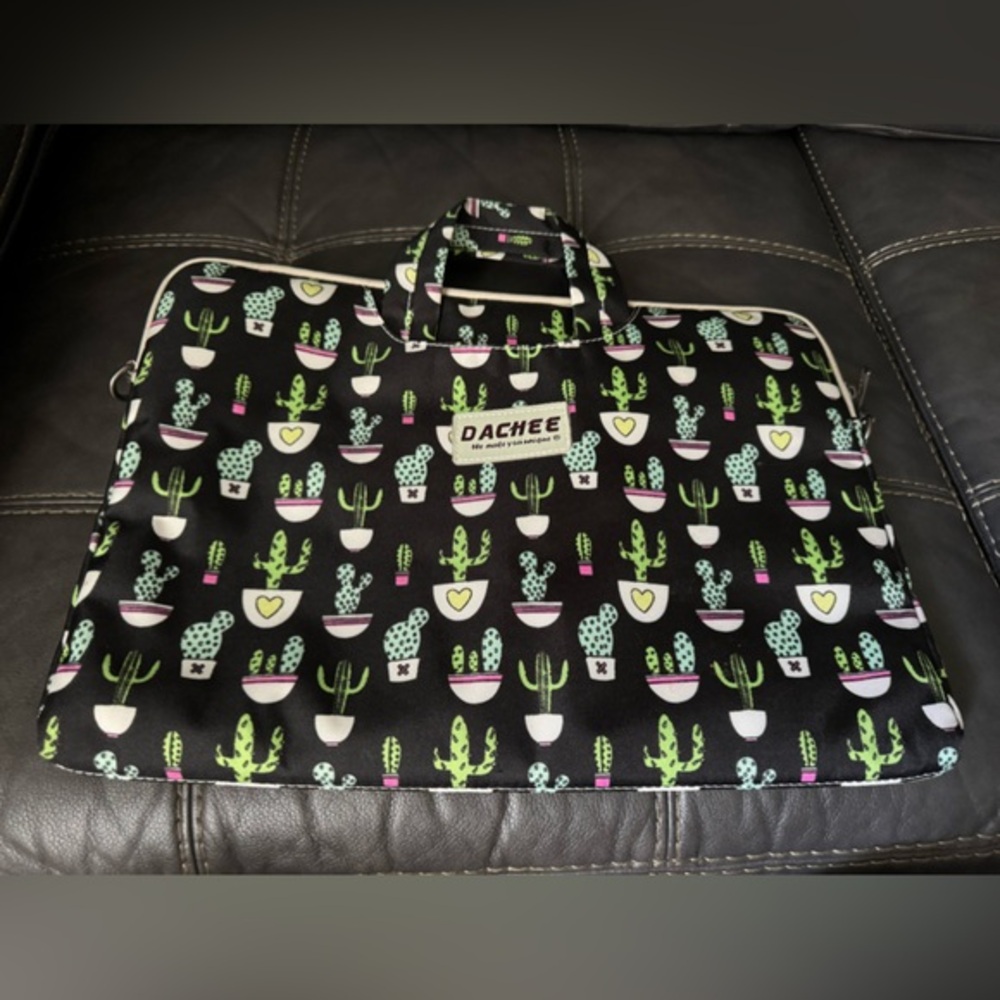 Dachee Cactus Laptop Bag